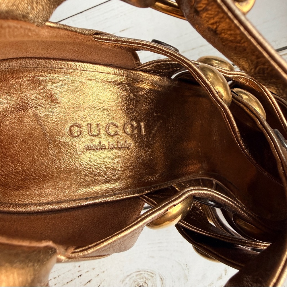 Gucci | Vintage Babouska Studded Metallic Gold Leather 5” Heels - Picture 9 of 16